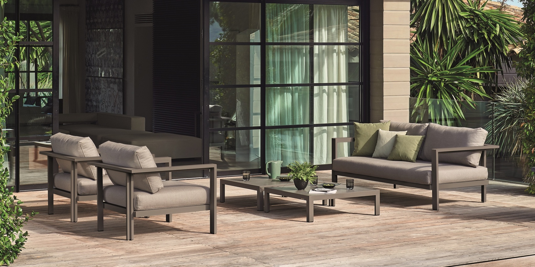 Modulární sedací sestava